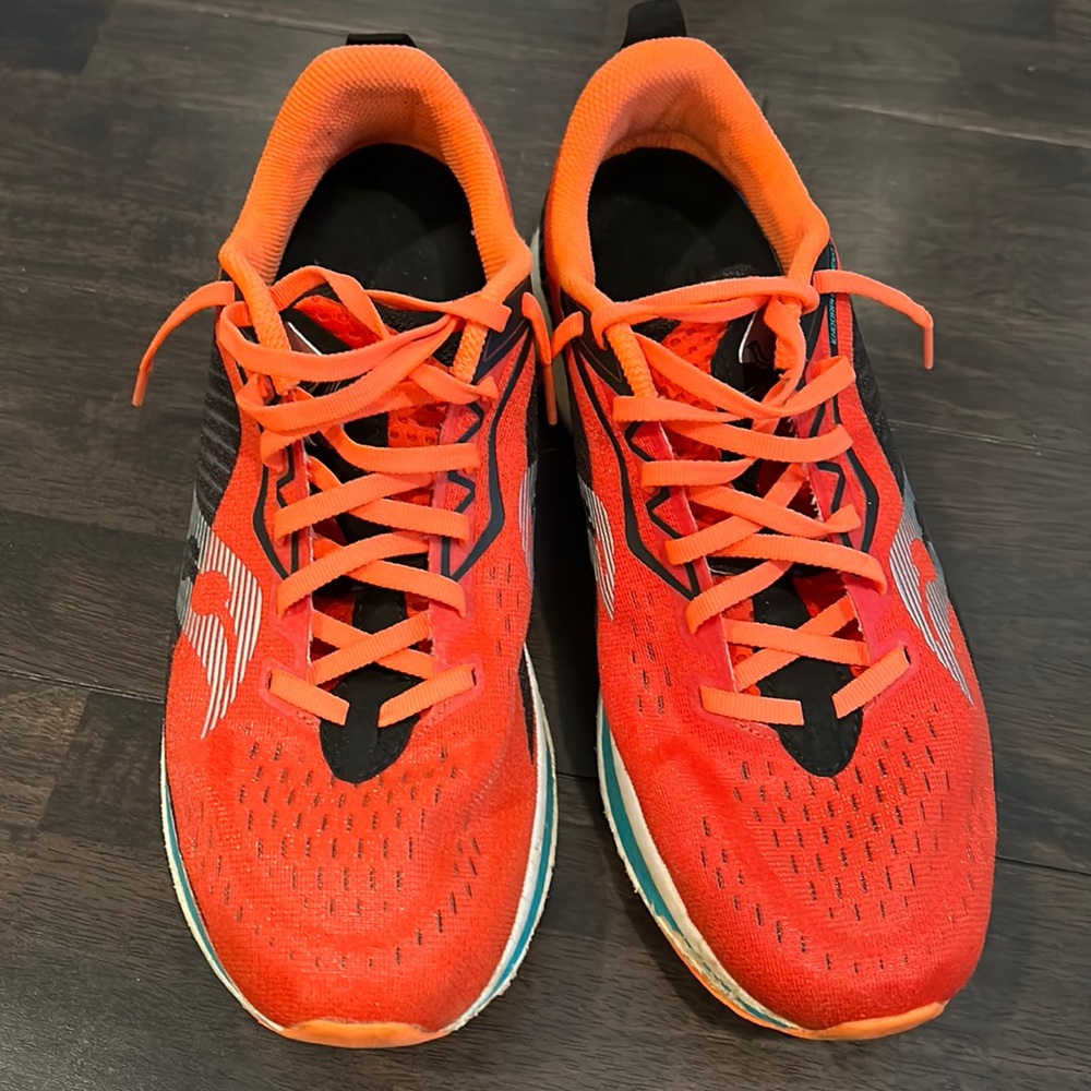 Saucony Speed 2 - lightly used had to go up half a size but I LOVE these shoes!